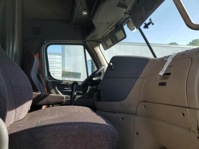 2018 Freightliner Cascadia 113