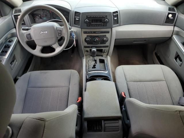 2005 Jeep Grand Cherokee Laredo