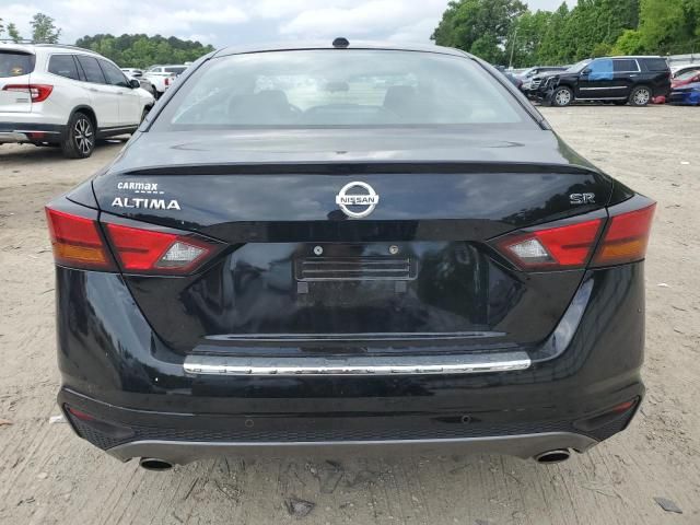 2022 Nissan Altima SR