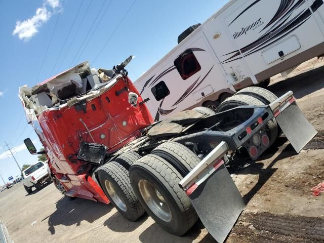 2020 Freightliner Cascadia 126