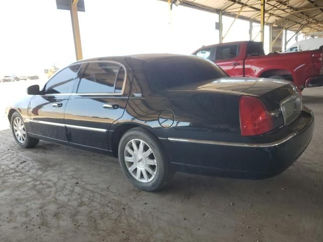 2011 Lincoln Town Car Signature Limited