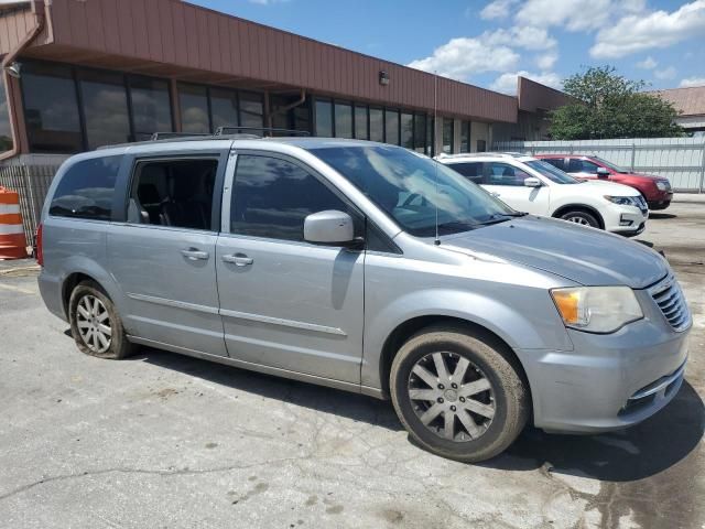 2013 Chrysler Town & Country Touring