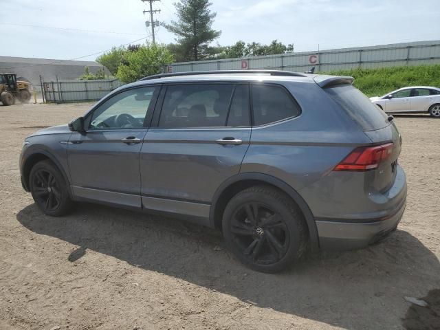 2024 Volkswagen Tiguan SE R-LINE Black