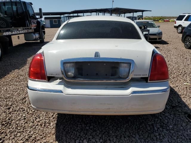 2003 Lincoln Town Car Executive