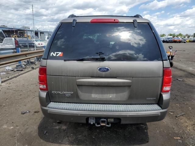 2004 Ford Explorer XLT