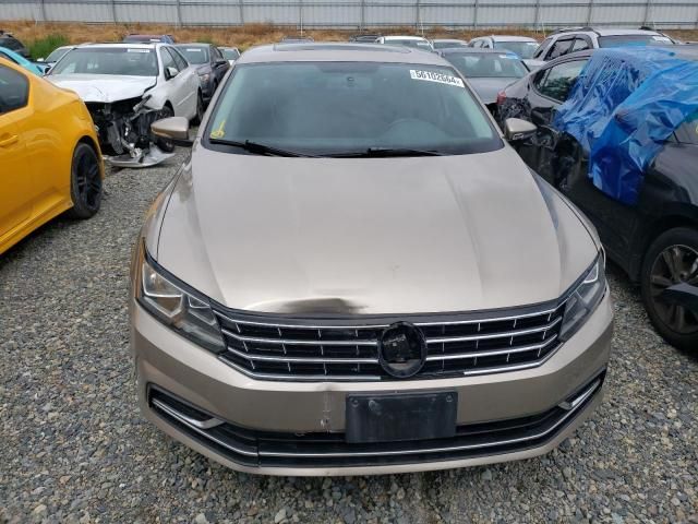 2016 Volkswagen Passat SE