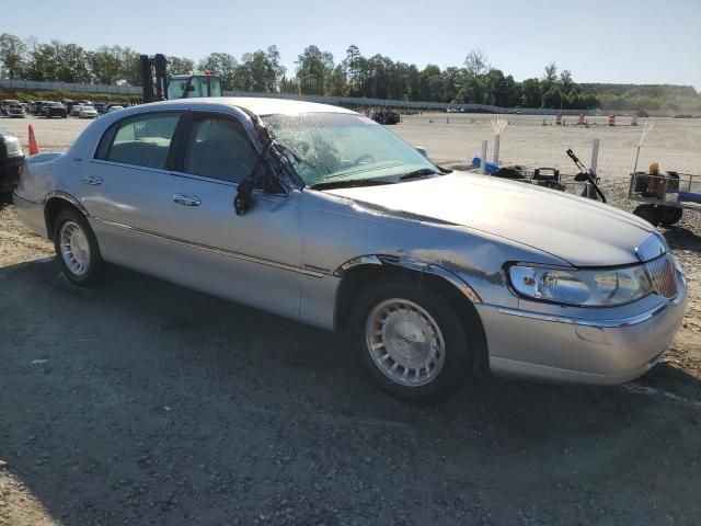 2000 Lincoln Town Car Executive