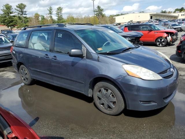 2009 Toyota Sienna CE