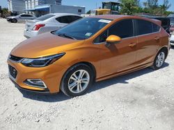 Vehiculos salvage en venta de Copart Opa Locka, FL: 2017 Chevrolet Cruze LT