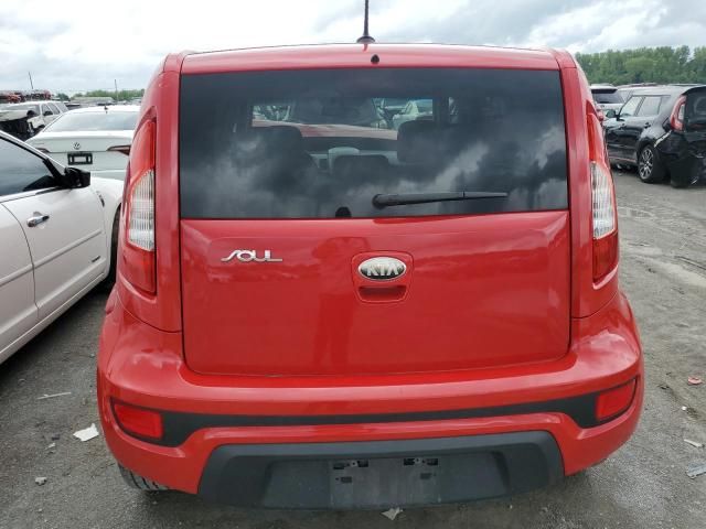 2013 KIA Soul +