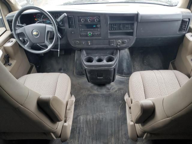 2017 Chevrolet Express G2500