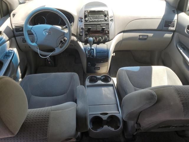 2006 Toyota Sienna CE