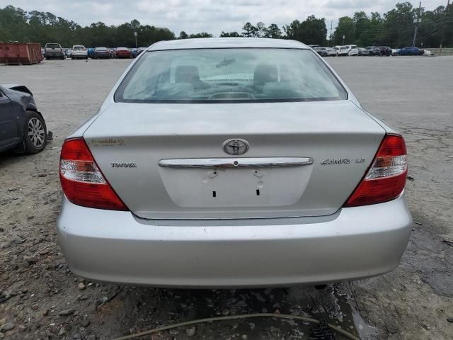 2004 Toyota Camry LE