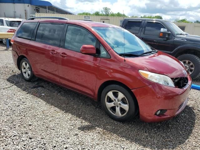 2012 Toyota Sienna LE