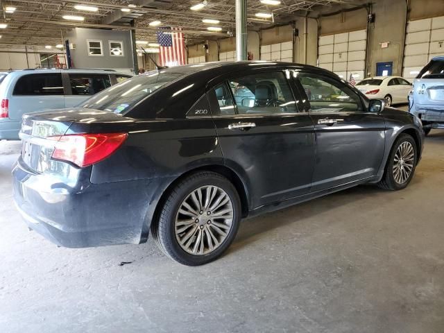 2012 Chrysler 200 Limited