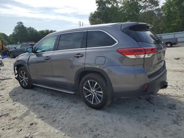 2019 Toyota Highlander SE