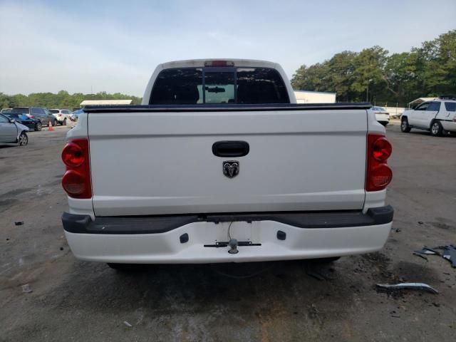 2005 Dodge Dakota Quad SLT