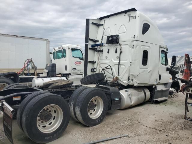 2018 Freightliner Cascadia 125