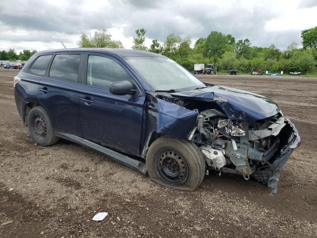 2014 Mitsubishi Outlander ES