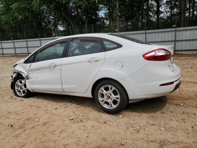 2015 Ford Fiesta SE