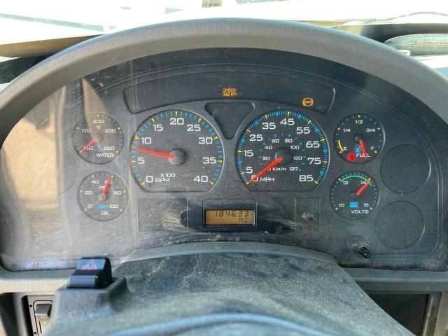 2004 International 4000 4300