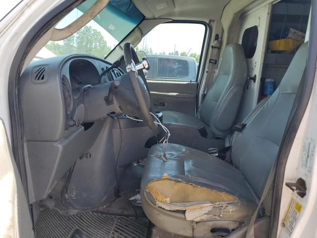 2007 Ford Econoline E350 Super Duty Cutaway Van