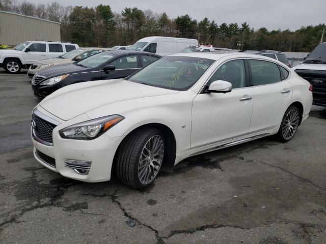 2017 Infiniti Q70 3.7