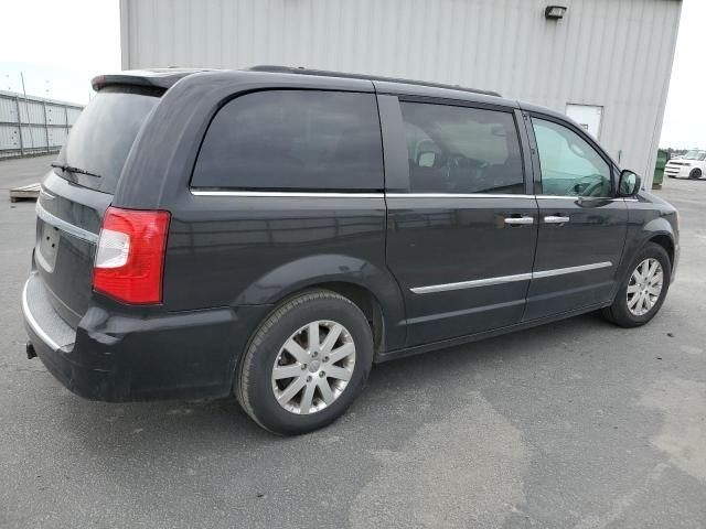 2015 Chrysler Town & Country Touring