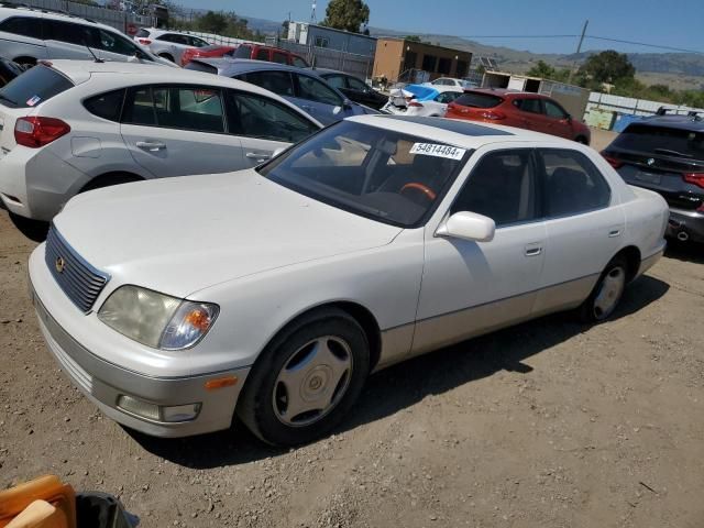 1999 Lexus LS 400