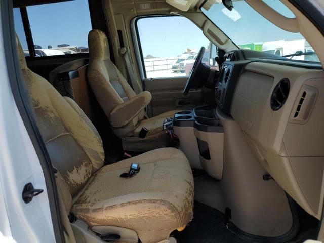2015 Coachmen 2015 Ford Econoline E350 Super Duty Cutaway Van