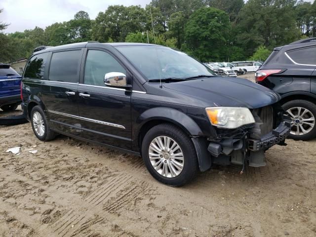 2013 Chrysler Town & Country Limited