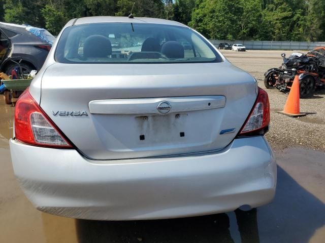 2014 Nissan Versa S