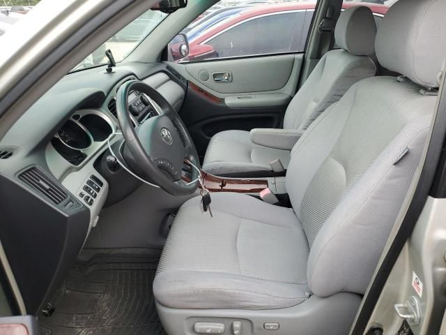 2004 Toyota Highlander Base