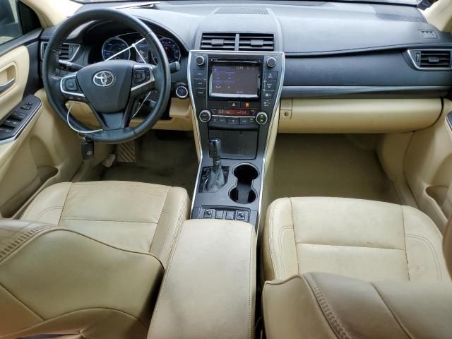 2015 Toyota Camry Hybrid