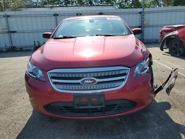 2010 Ford Taurus SEL