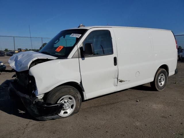 2020 Chevrolet Express G2500