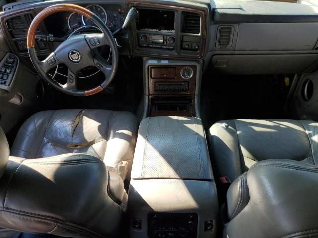 2004 Cadillac Escalade Luxury