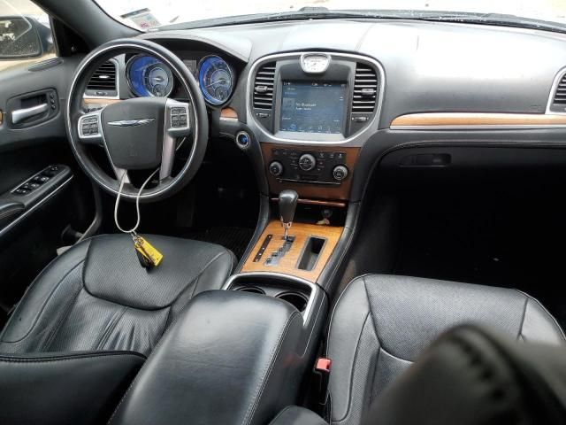 2012 Chrysler 300C Luxury