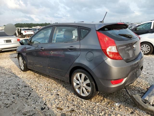 2012 Hyundai Accent GLS