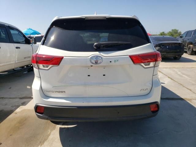 2018 Toyota Highlander SE