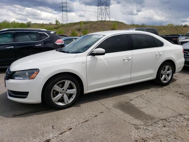 2014 Volkswagen Passat S