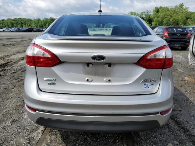 2015 Ford Fiesta SE