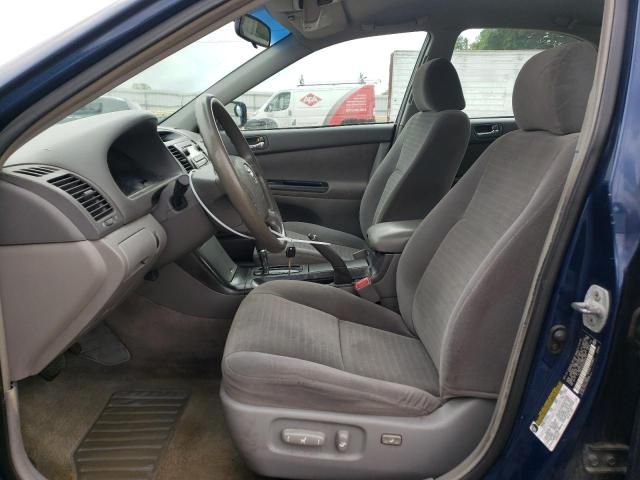 2005 Toyota Camry LE