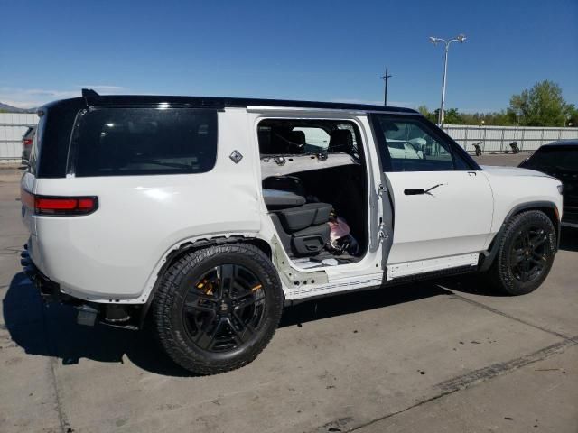 2024 Rivian R1S Adventure