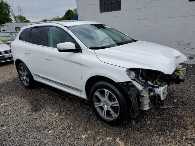 2015 Volvo XC60 T6 Premier