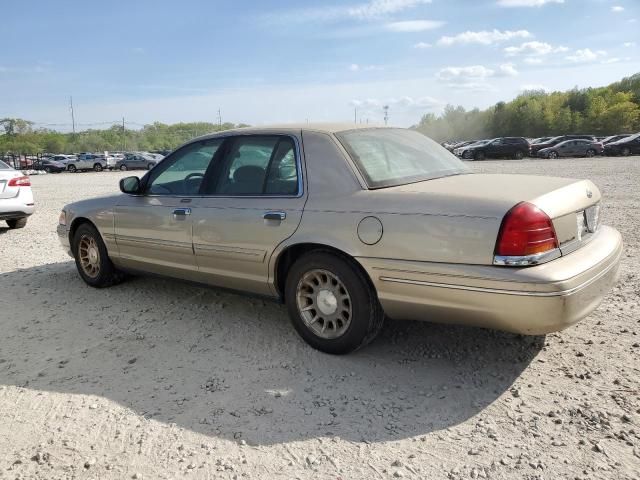 1999 Ford Crown Victoria LX