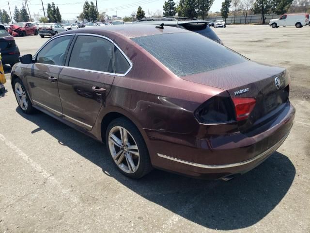 2012 Volkswagen Passat SEL