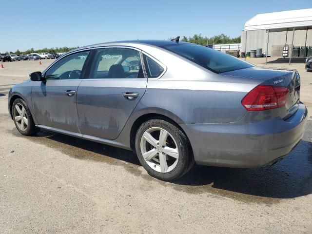 2014 Volkswagen Passat SE