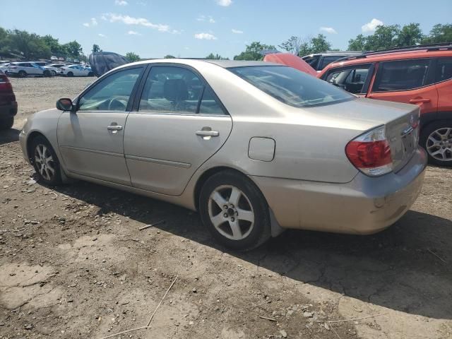 2005 Toyota Camry LE