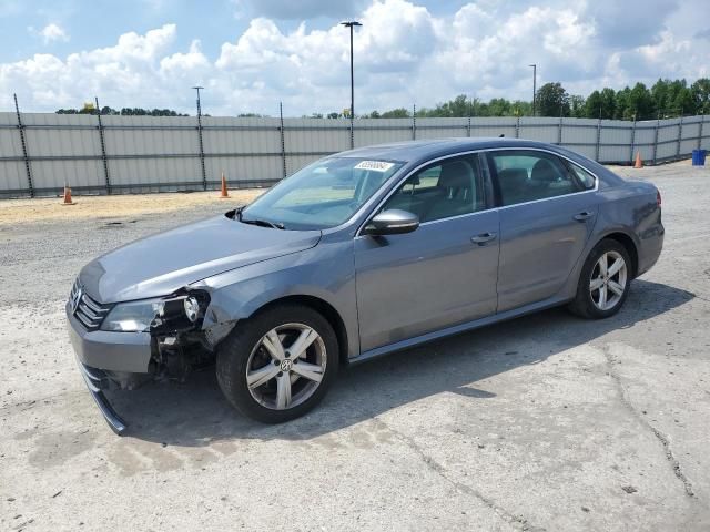 2012 Volkswagen Passat SE